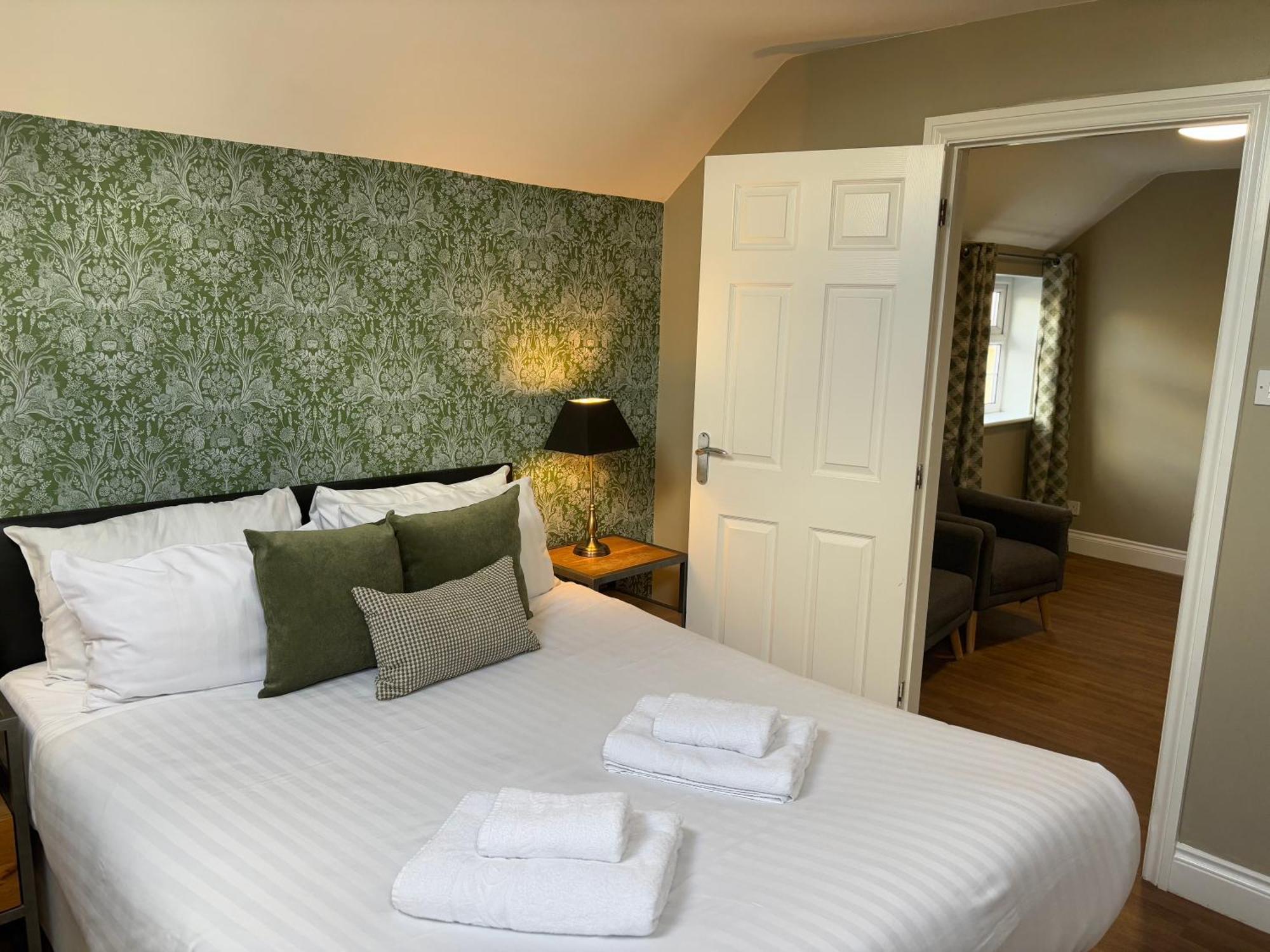 The Mortimer Arms (Adults Only) Romsey Eksteriør billede